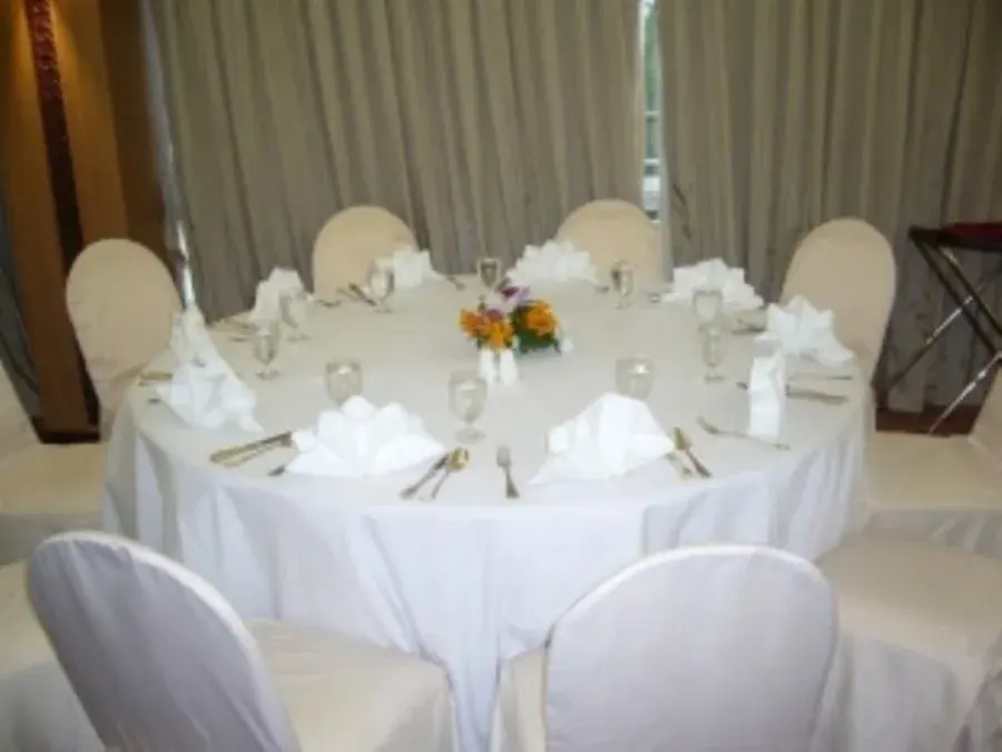 Salaya Pavilion Hotel