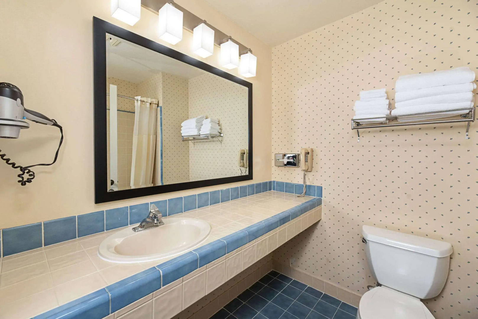 Clarion Inn Silicon Valley