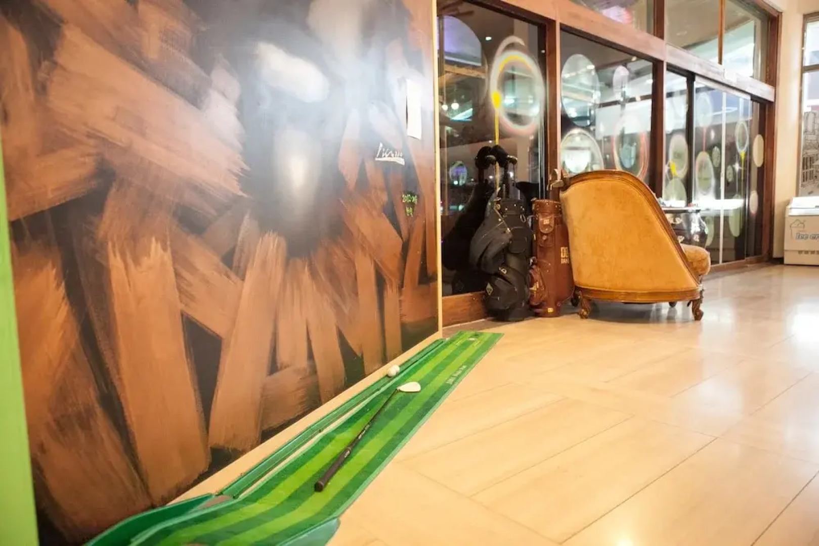 Maum Hotel and Backpackers