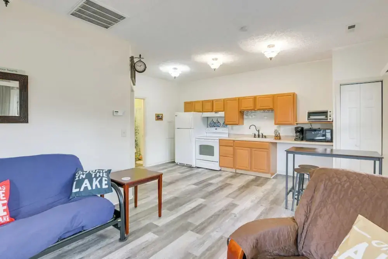 Apt w/ Lake Views - Day Trip to Virginia Tech!