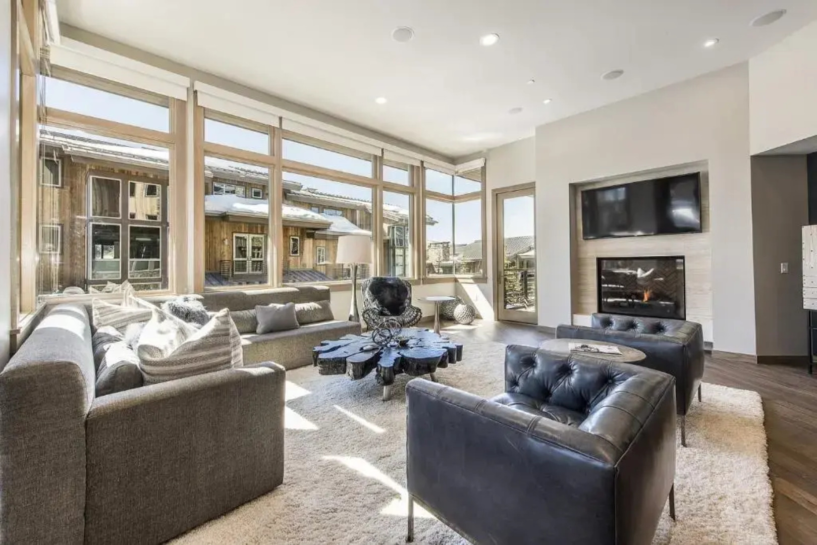 Stein Eriksen Residences