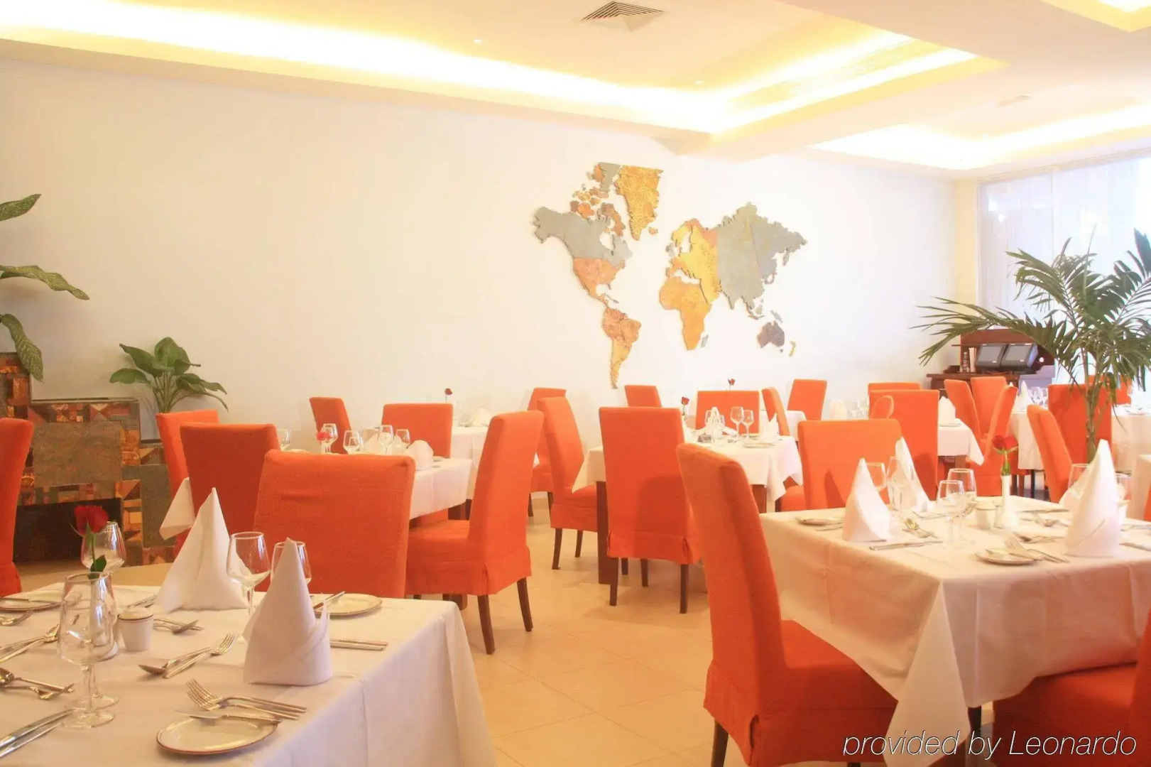 Holiday Inn Accra Airport