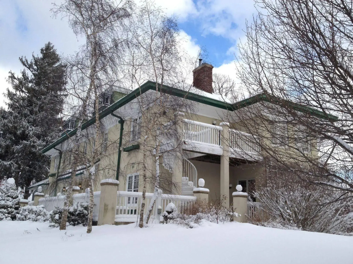 The Belvedere Inn & Restaurant