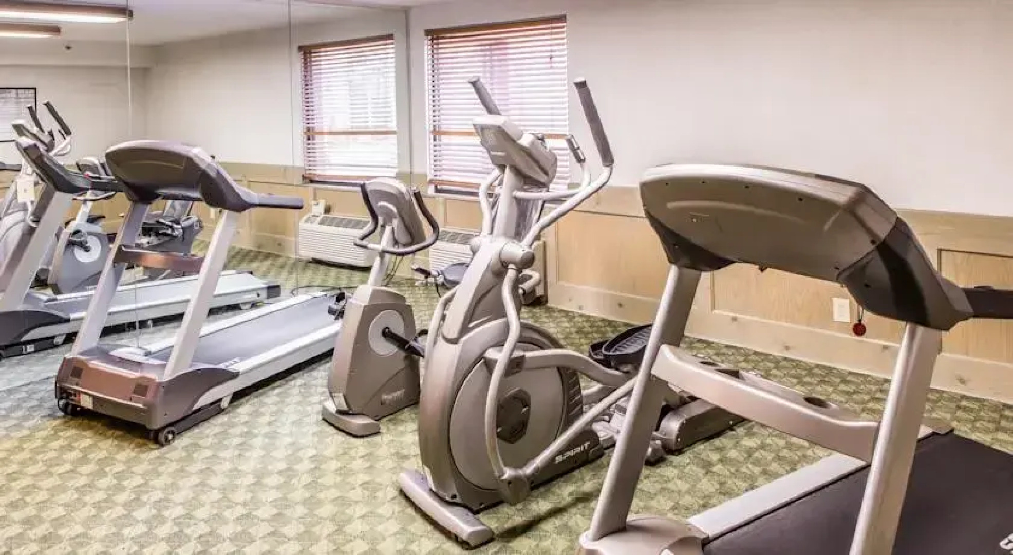 Ramada Hotel and Conference Center, Toledo