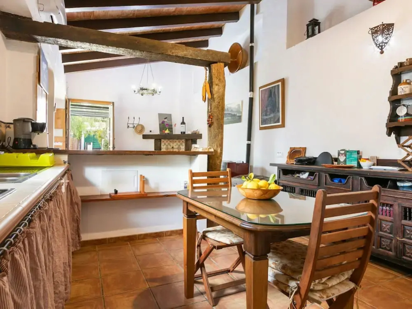 Luxurious Villa in Fuente de Piedra With Swimming Pool