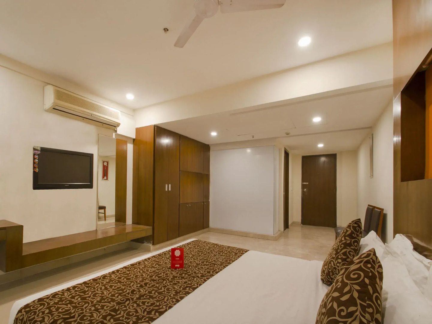 OYO Rooms Begumpet Railway Station
