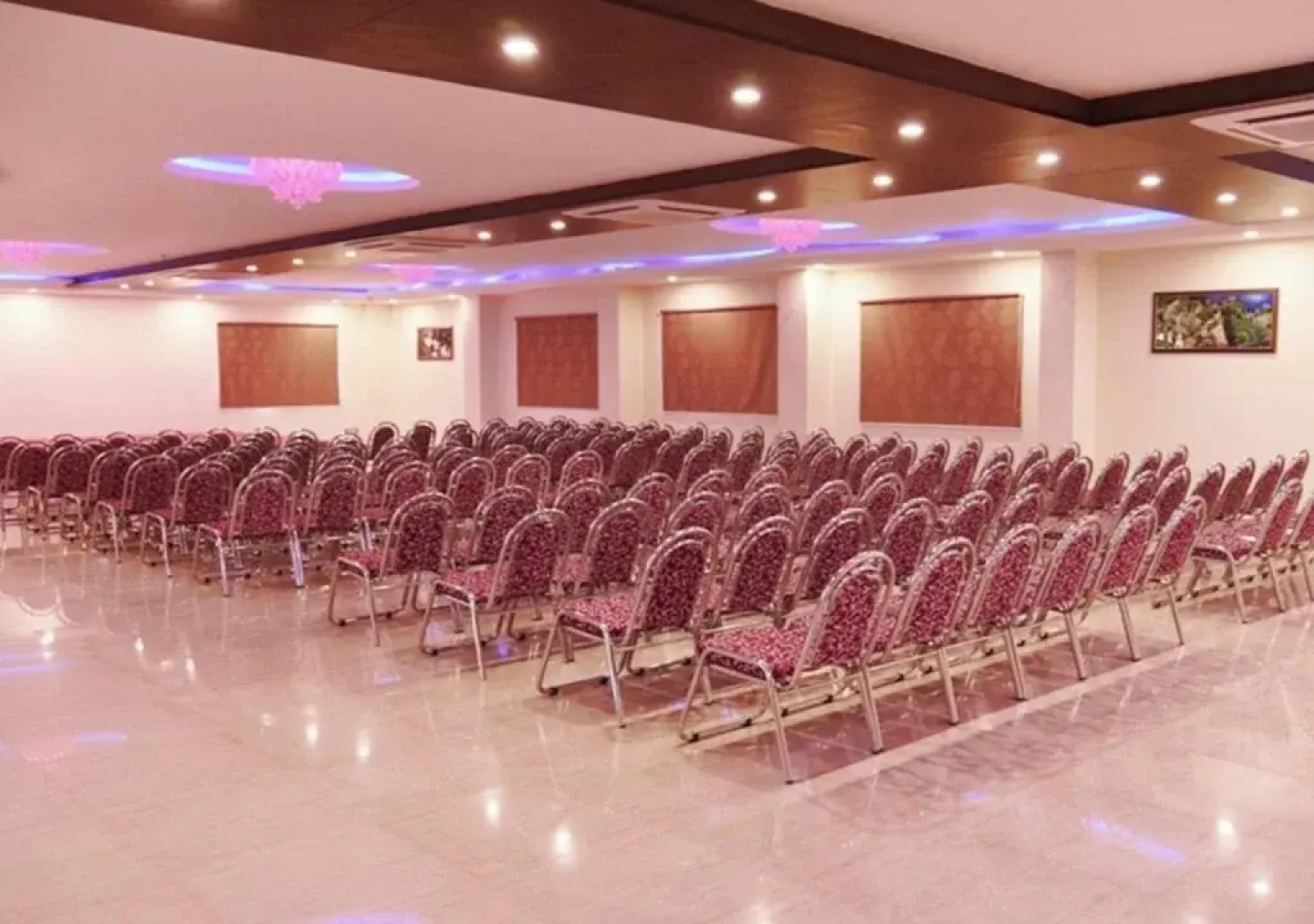 GenX Plaza Mughalsarai