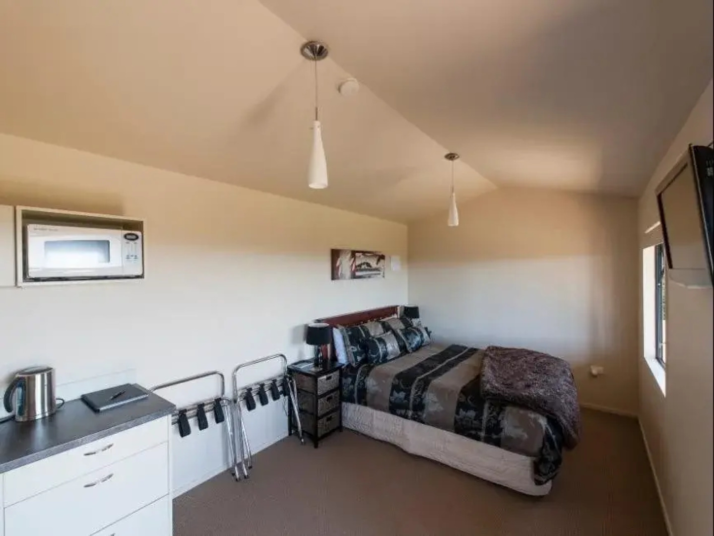 Auckland Country Cottages