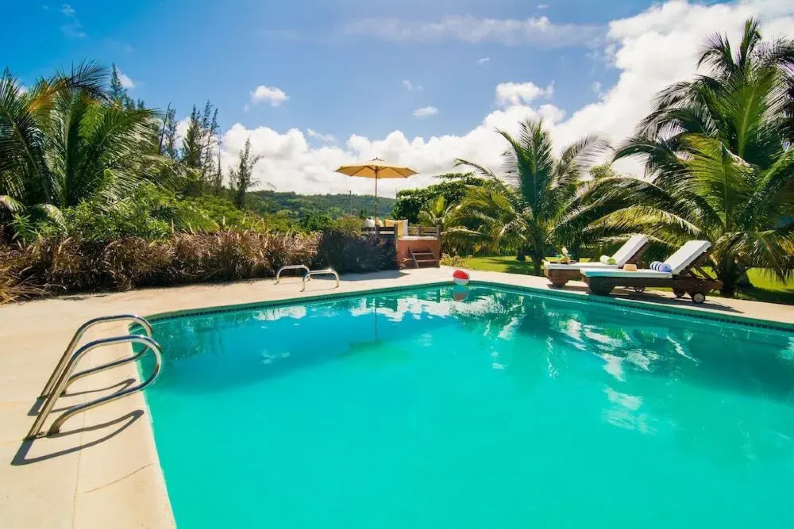 3 Br Beachfront Villa - Discovery Bay - Prj 1216