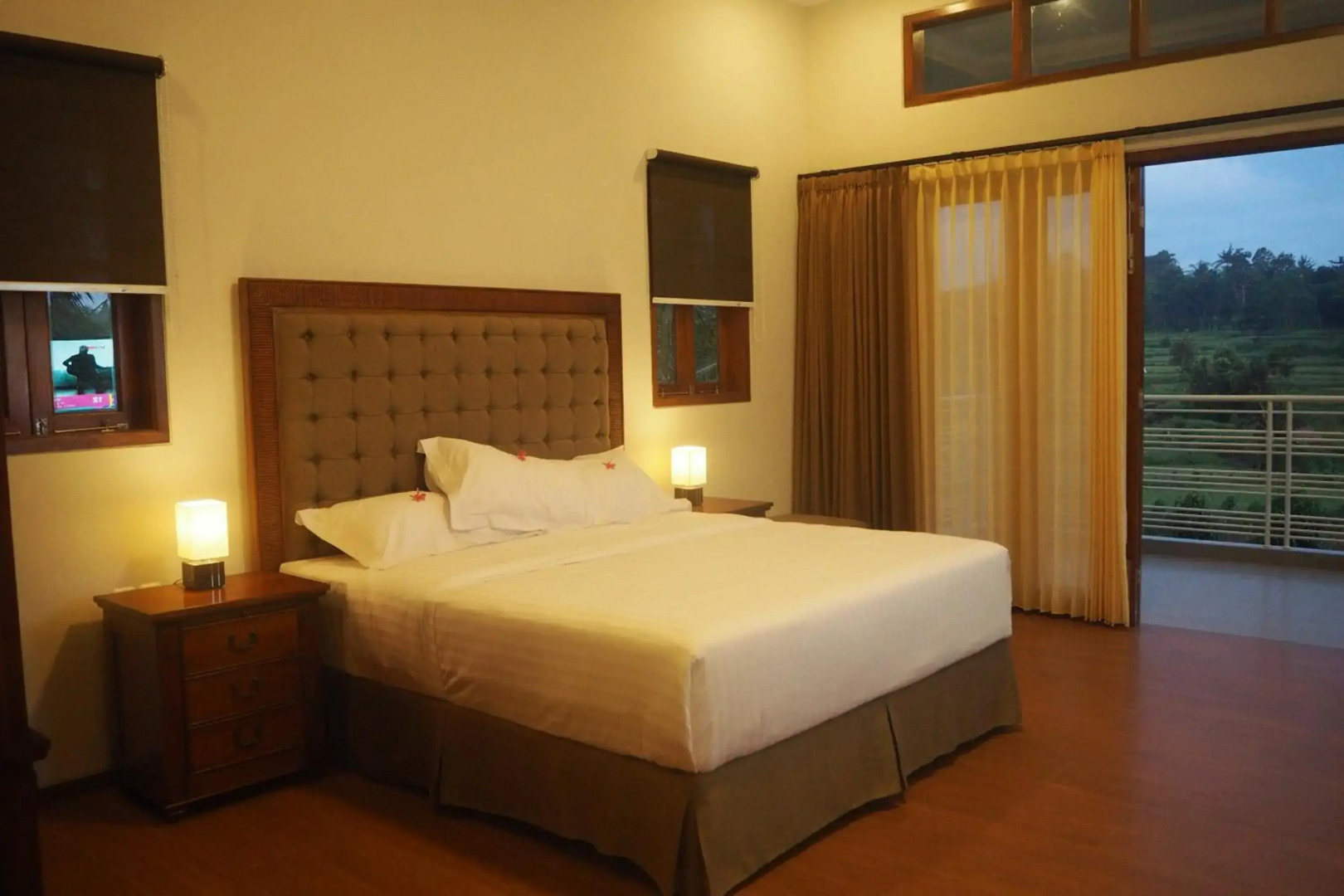 The Gecho Inn Country