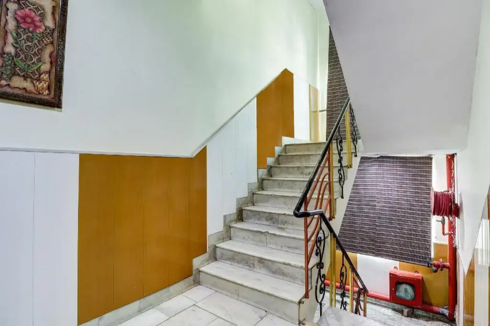 Mandakini Palace Kanpur