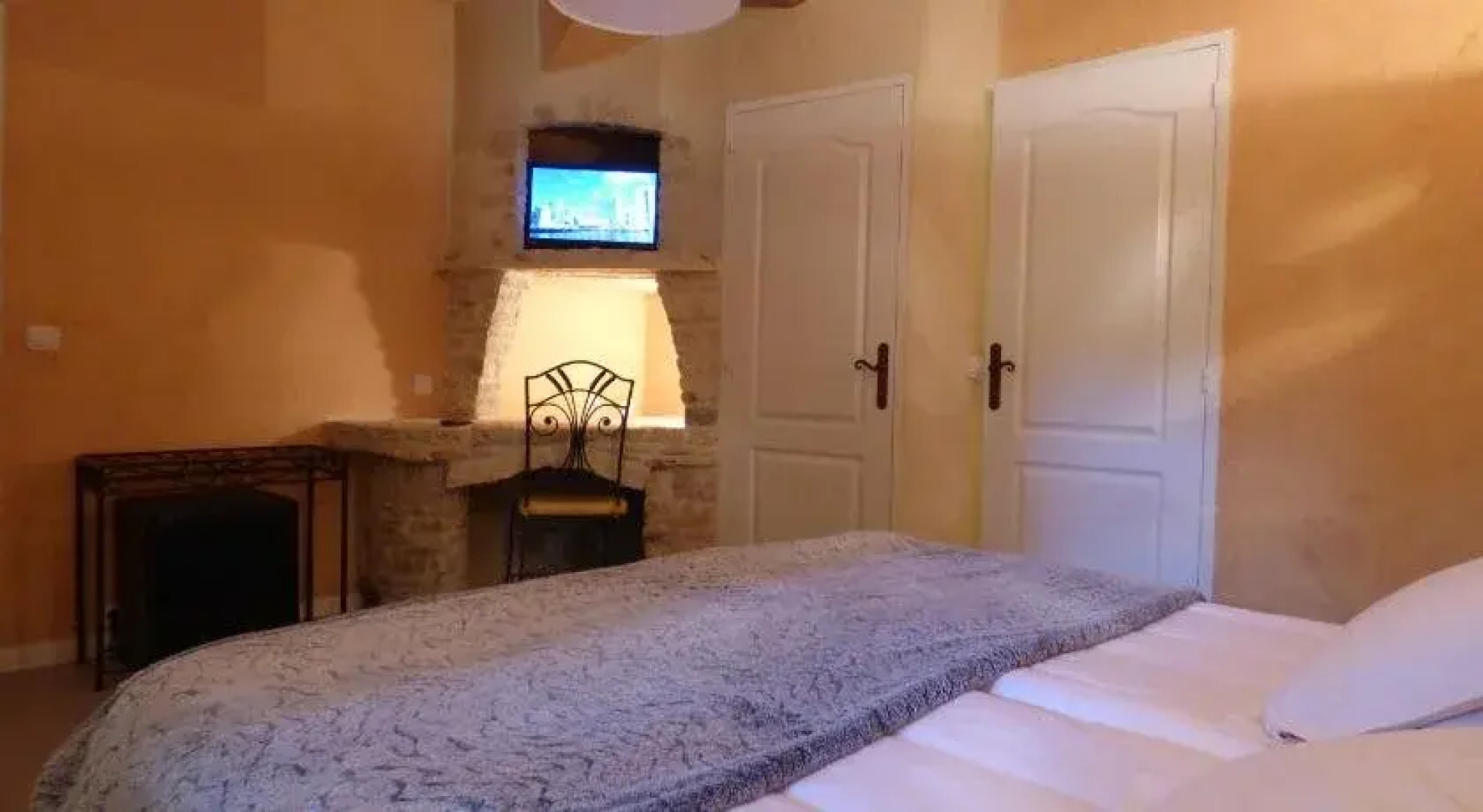 Hôtel Restaurant Lou Caleu