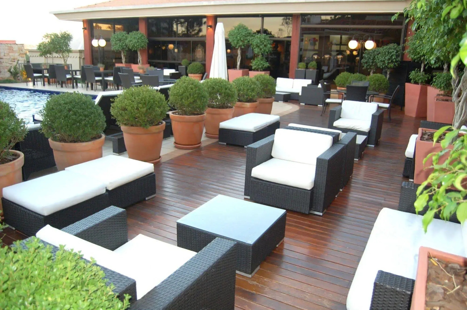 Las Ventanas Suites Hotel