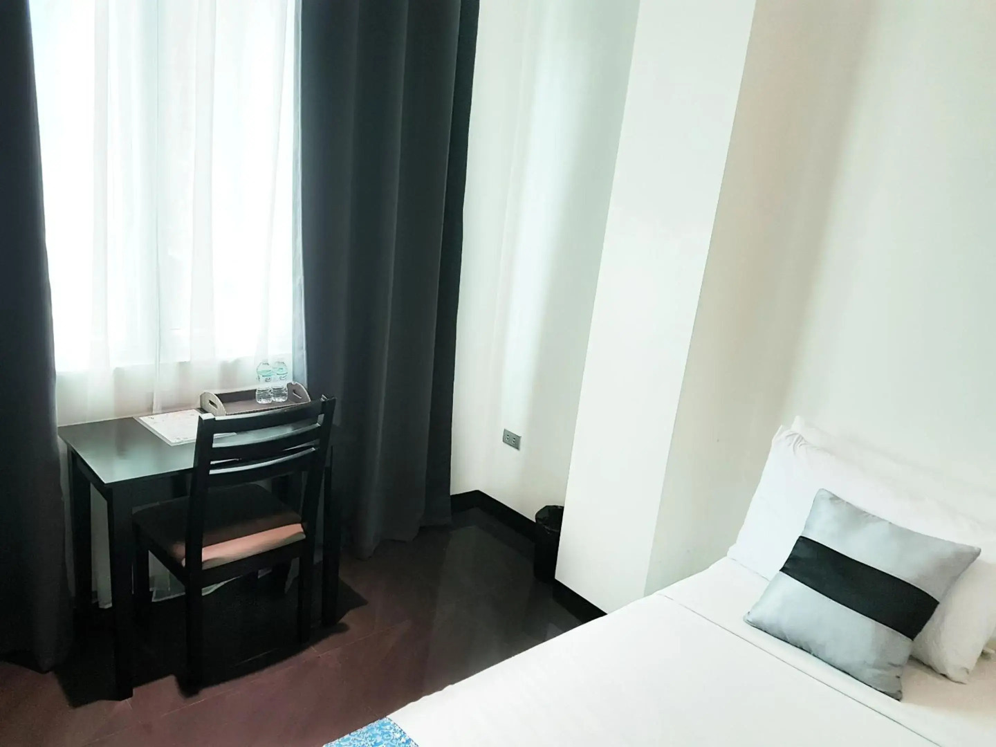 The ApplePeach House