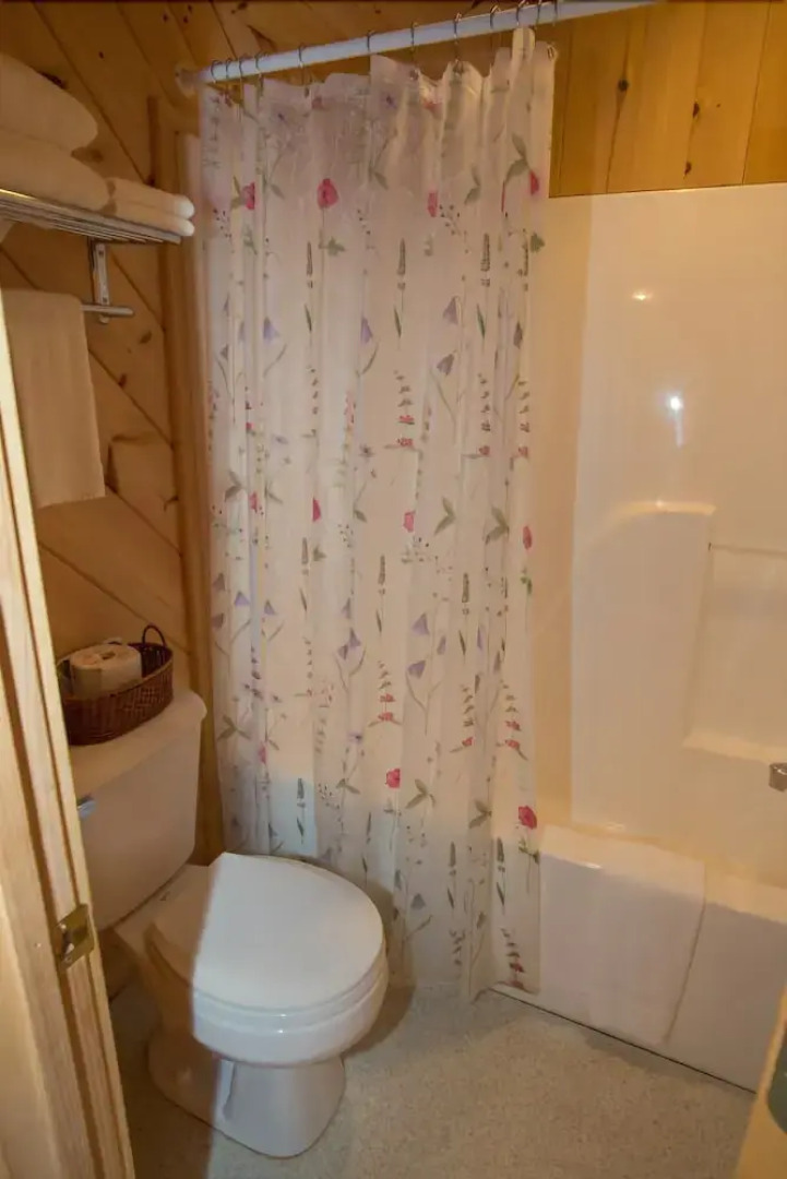 Wiscasset Woods Lodge