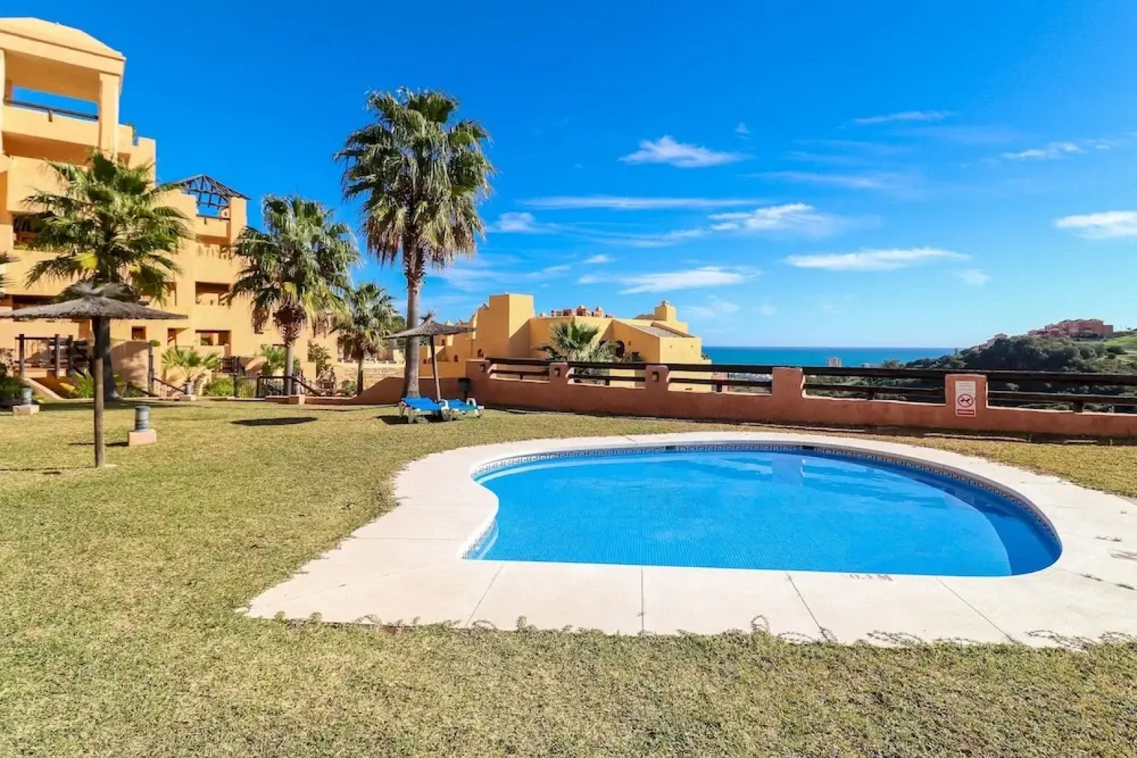 Coto Real Manilva - Paradise 2BR Apartment in Manilva, Sea Views, Pool