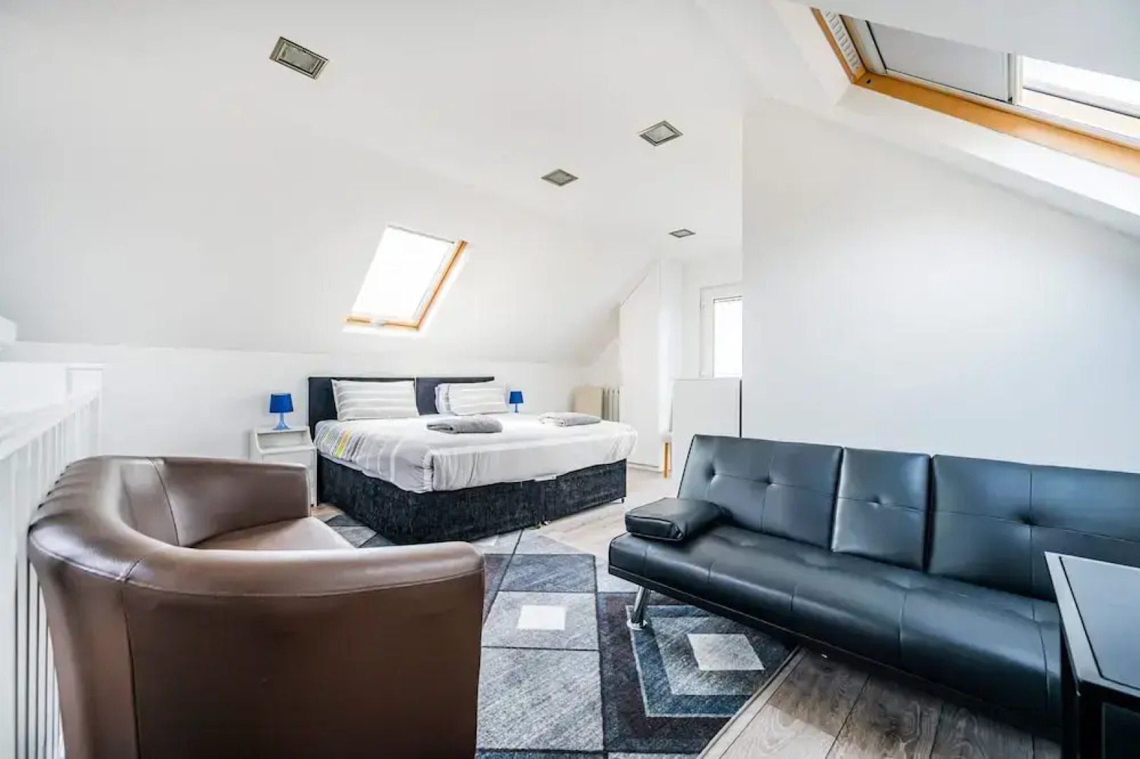 Family Beachfront House With 2 Kayaks Sleeps 10