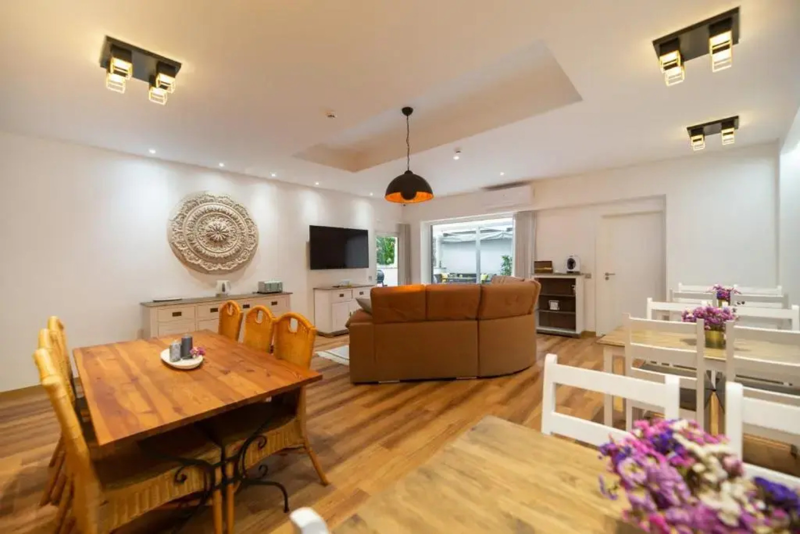 9 Quartos Alojamento