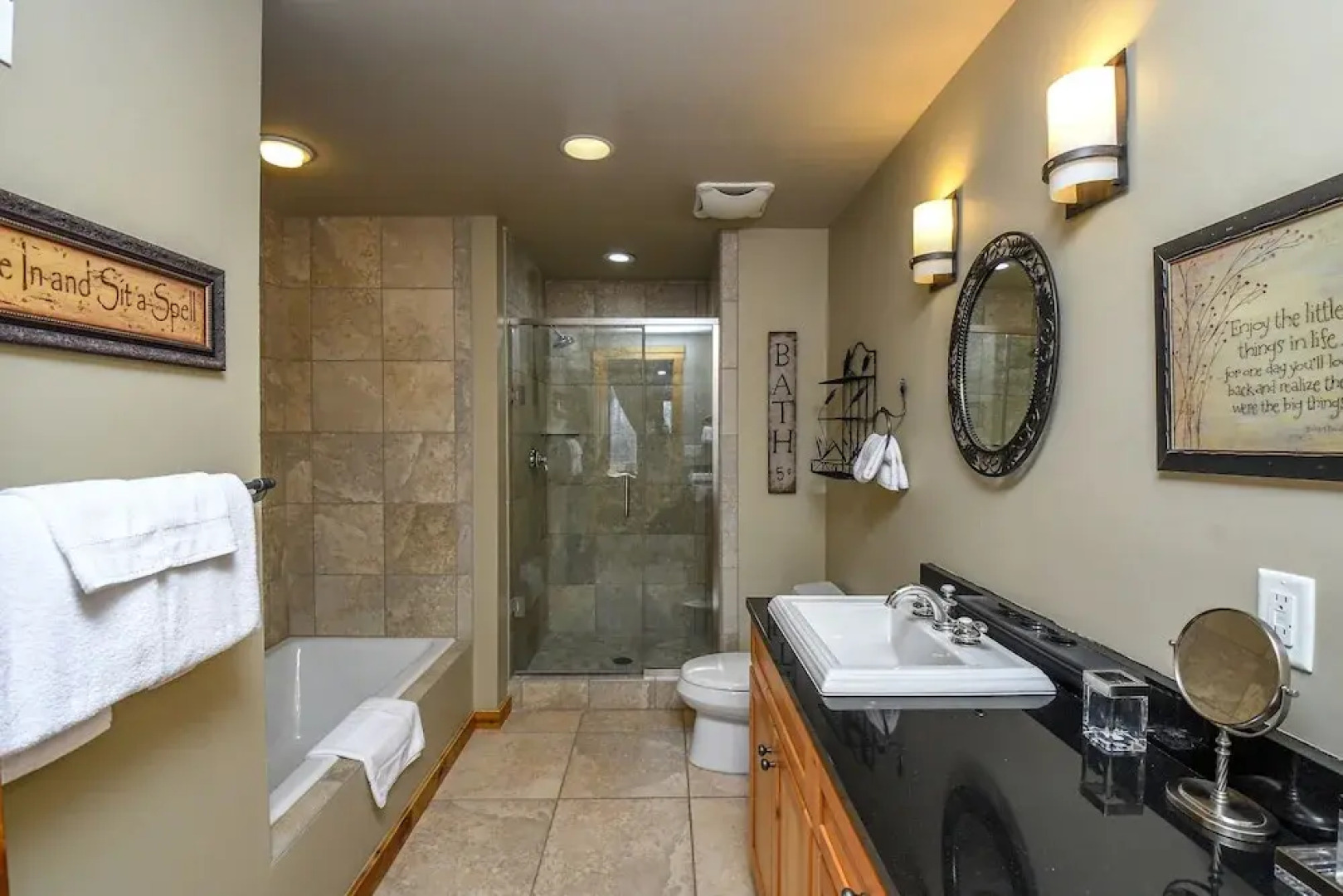 Baraboo Lodge 4 Bedroom Townhome