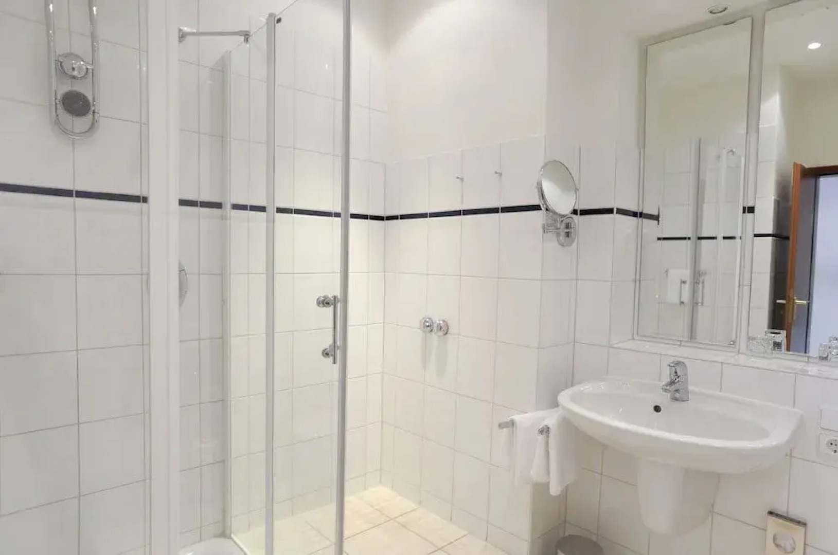 Acqua Strande Yachthotel & Restaurant