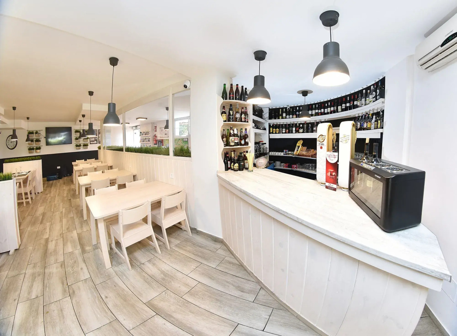 Hotel Zen Airport with Free shuttle