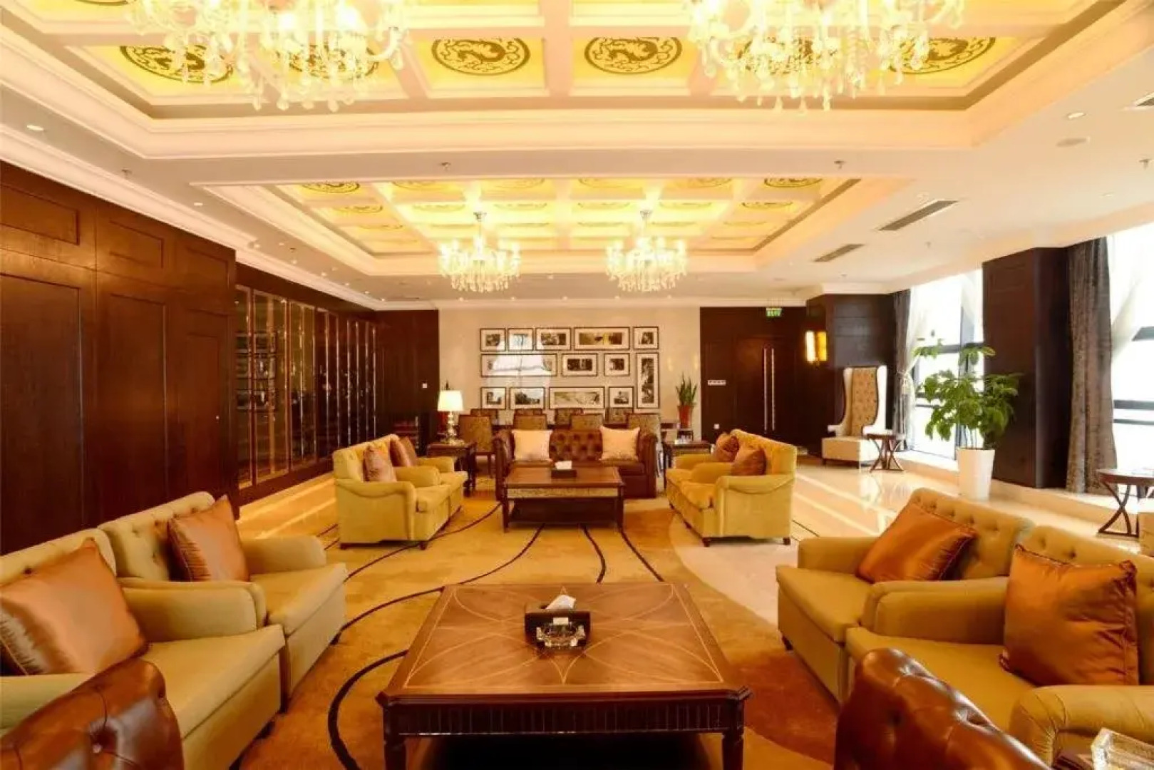 Star International Hotel