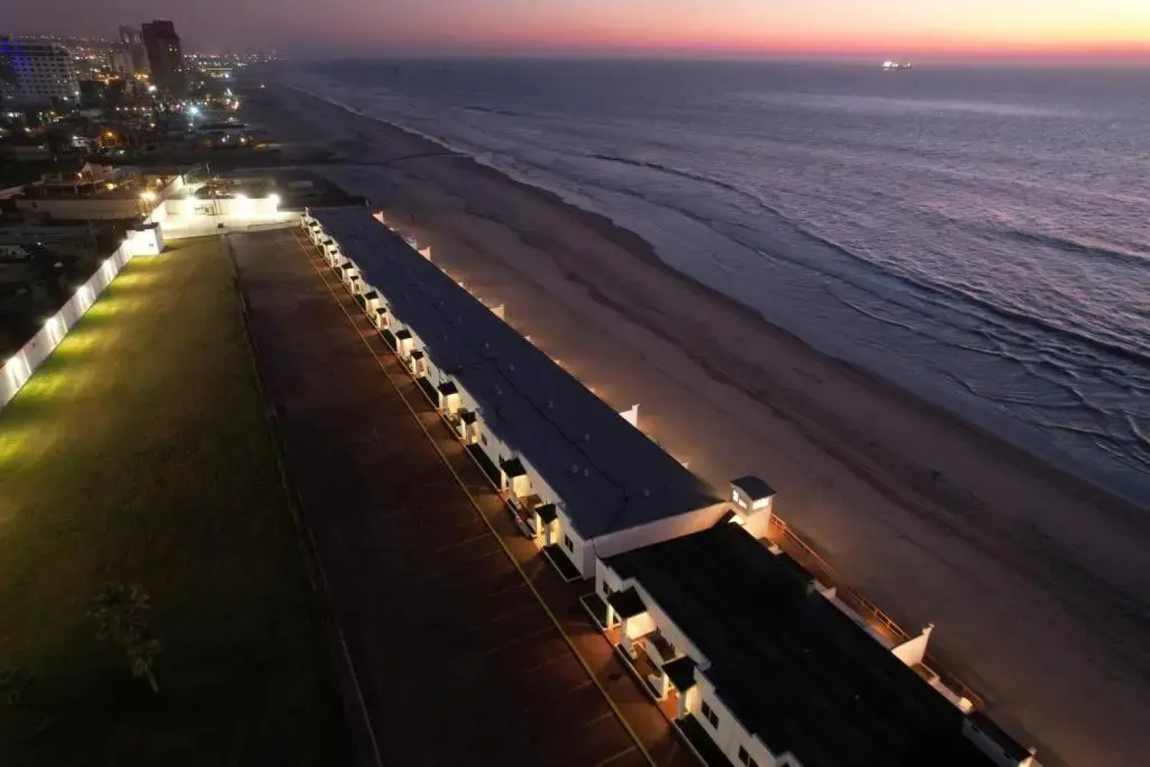 Quinta Pacifica Beachfront Villas