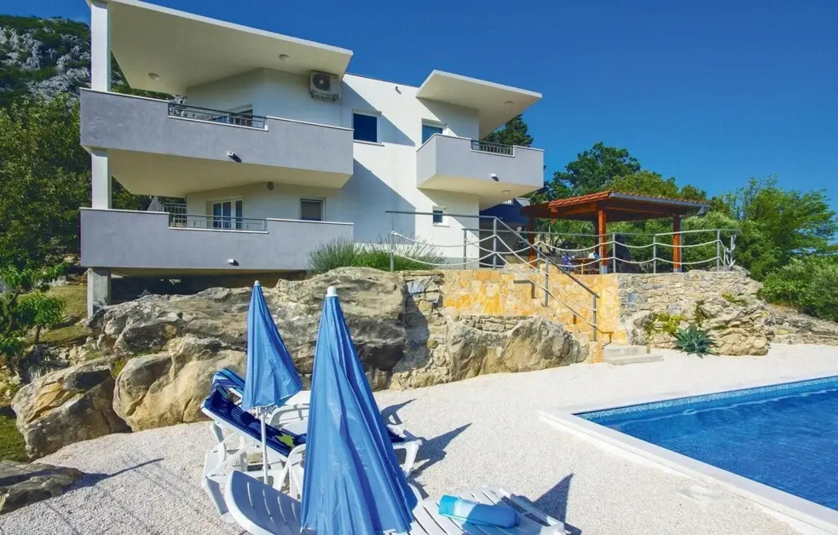 Amazing Home in Omis With Wifi and 3 Bedrooms