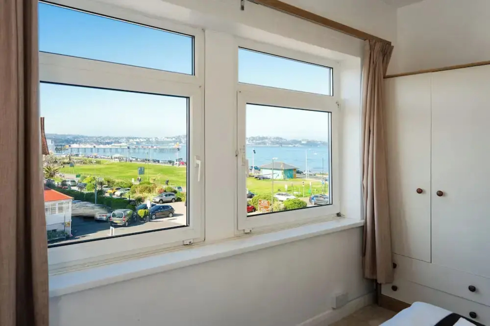 Torland Seafront Hotel