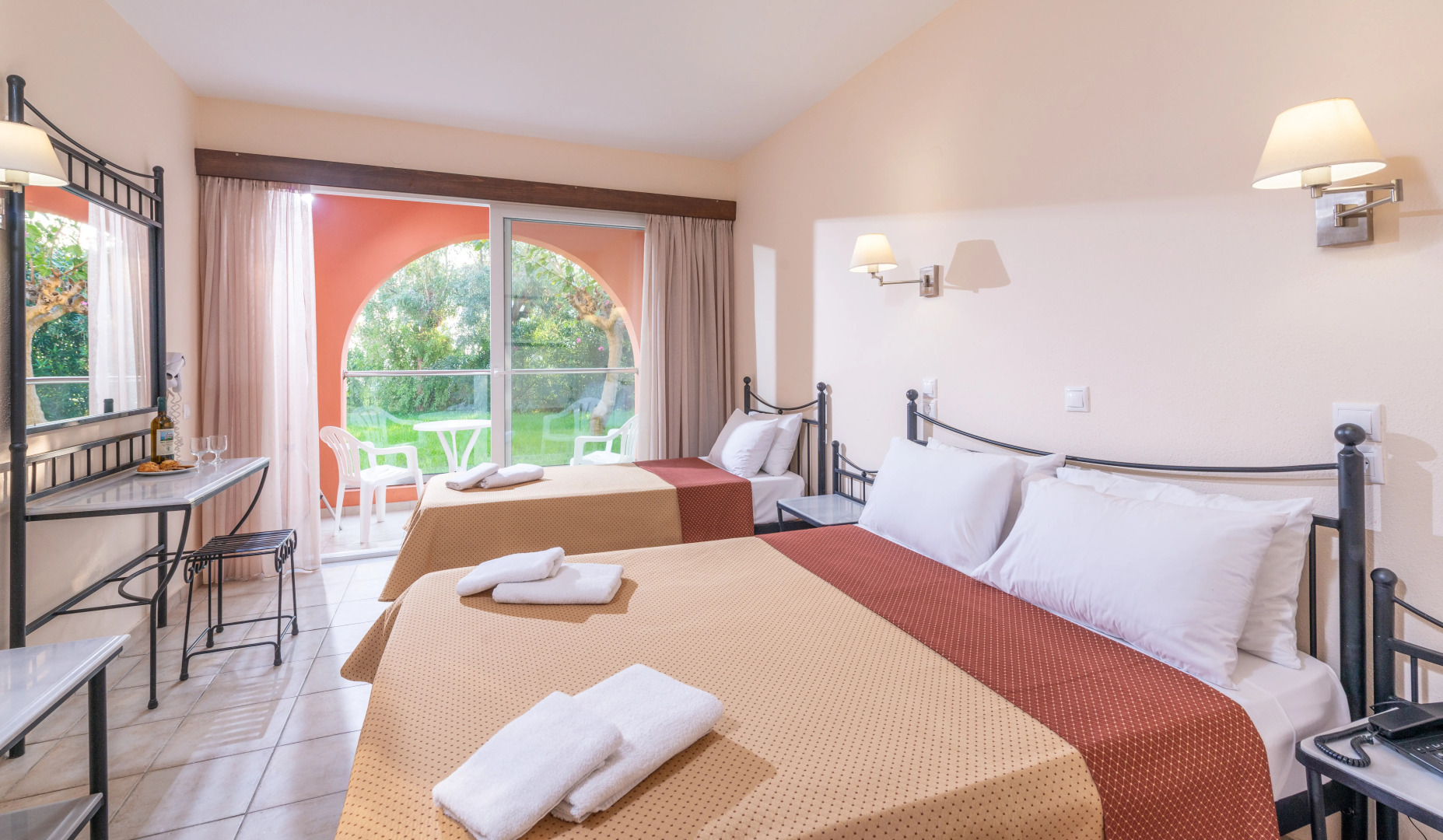 Отель Mare Monte Beach Hotel