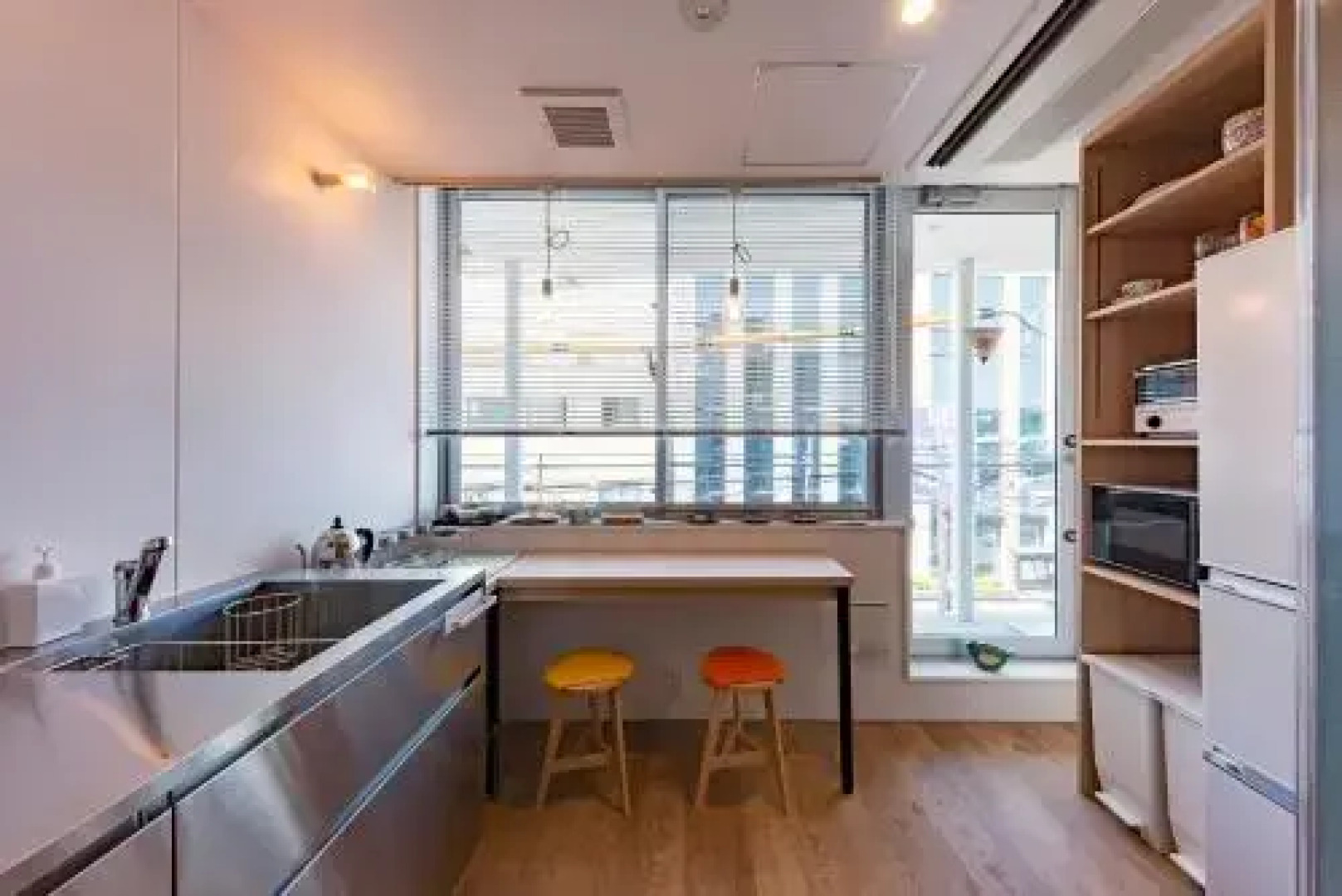 plat hostel keikyu kamakura wave