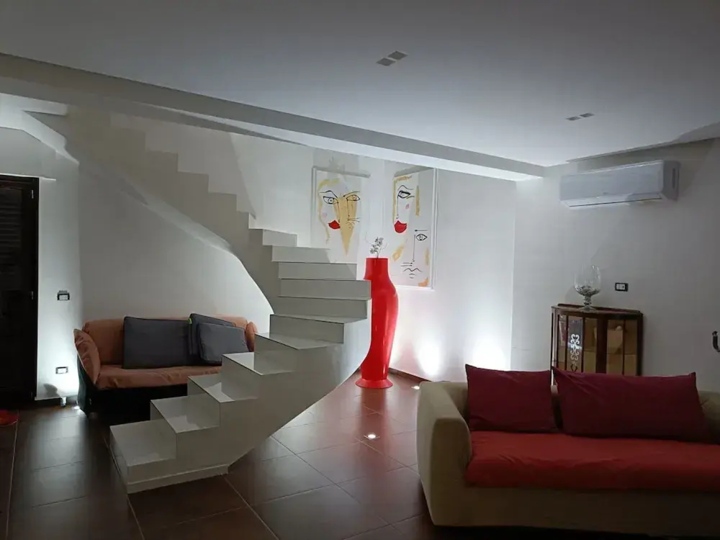 Villa in Nissoria With Private Pool