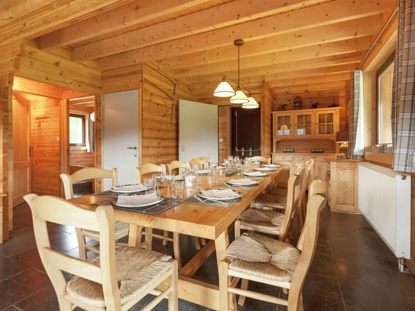 Modern Holiday Home in Vresse-sur-Semois with Kayaking