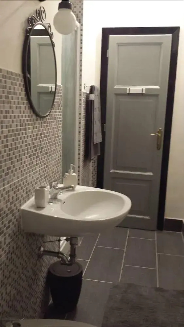 La Cornice Guest House