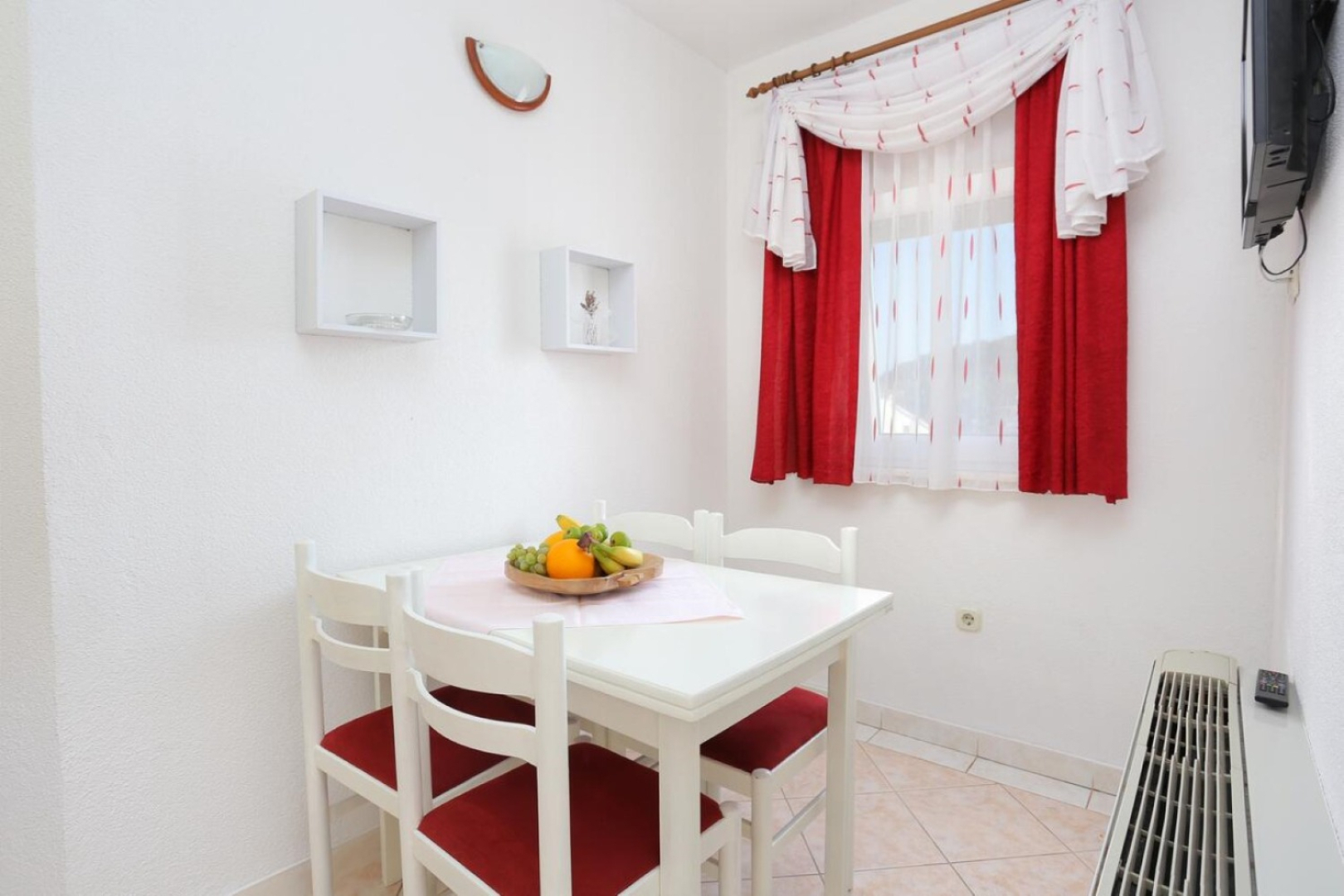 Apartment Lias 2 - with restaurant: A7 prvi kat Rogoznica, Riviera Sibenik