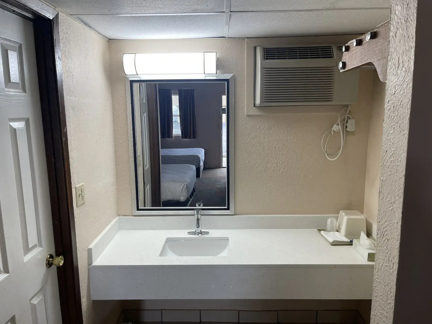 Nendels Inn & Suites