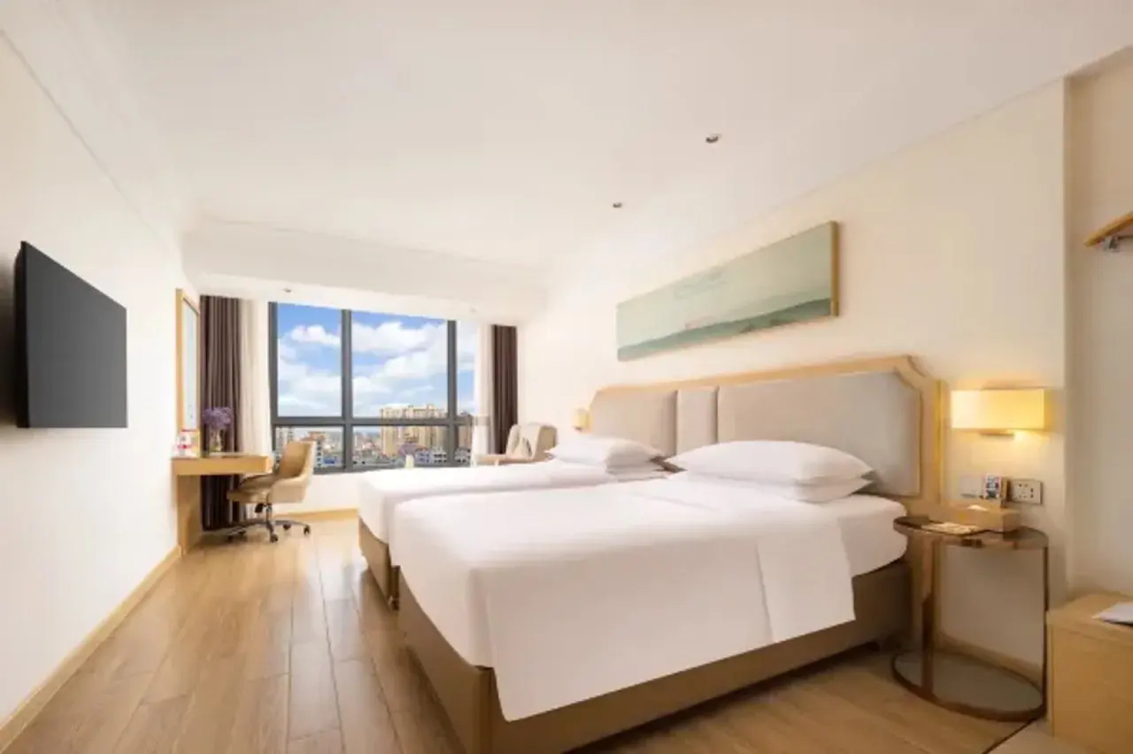 Vienna 3 Best Hotel (Haikou Chengmai Old Town Store)