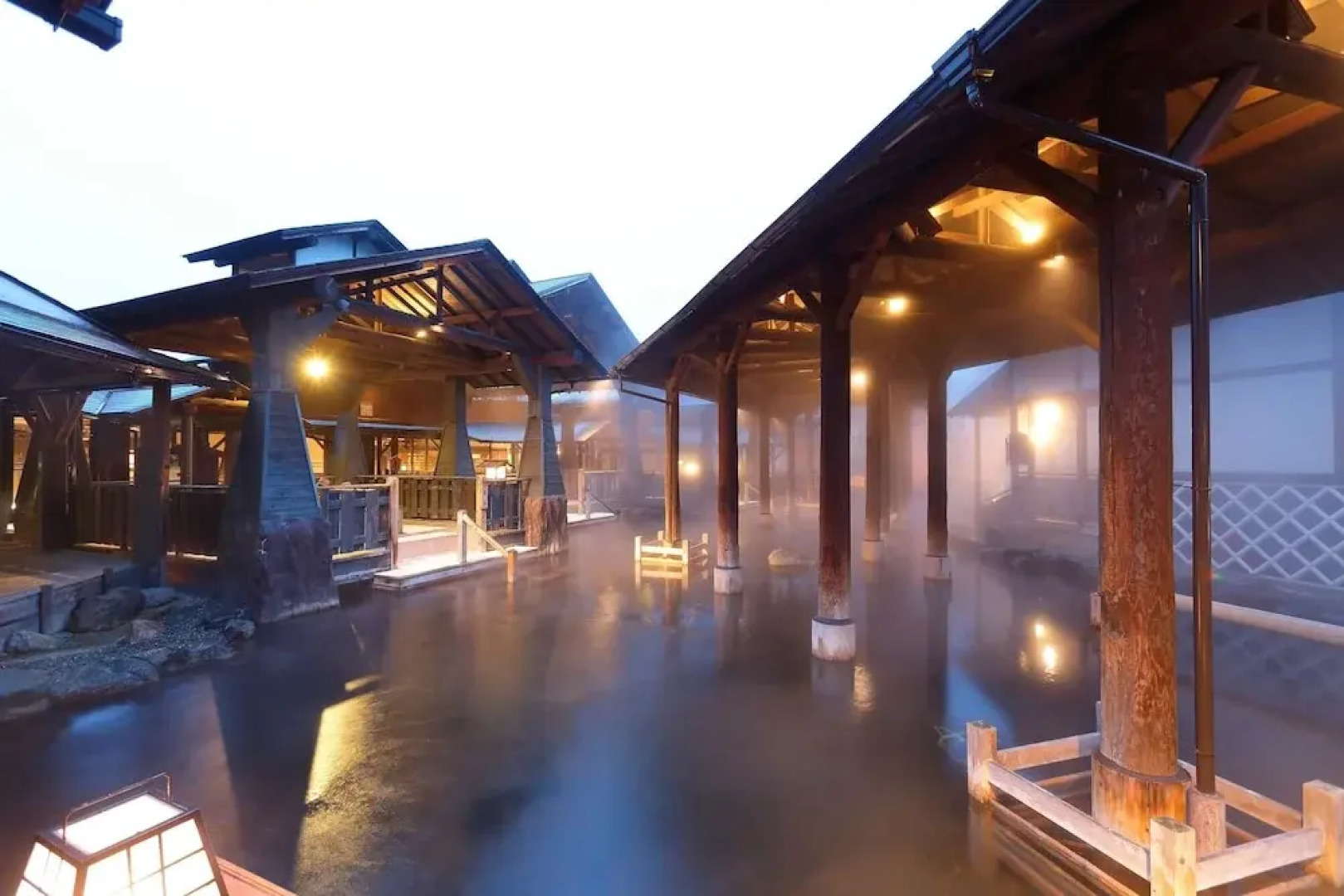 Spa Resort Hawaiians Monolith Tower