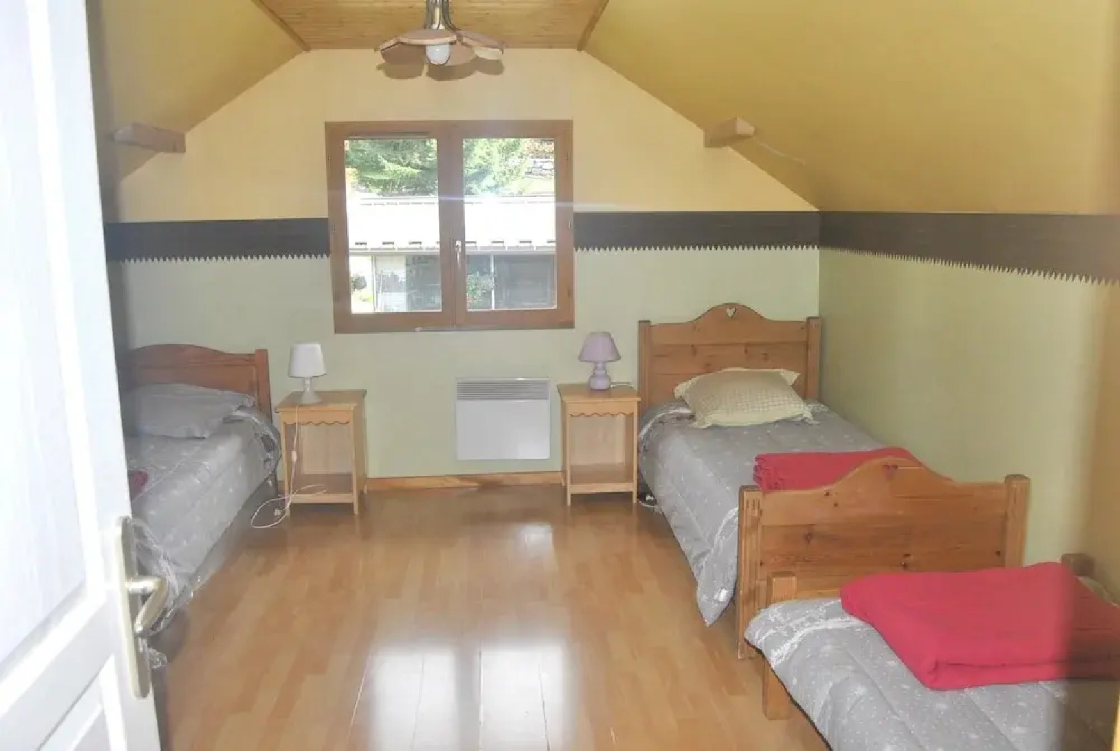 House With 4 Bedrooms in Mégevette, With Wonderful Mountain View, Encl