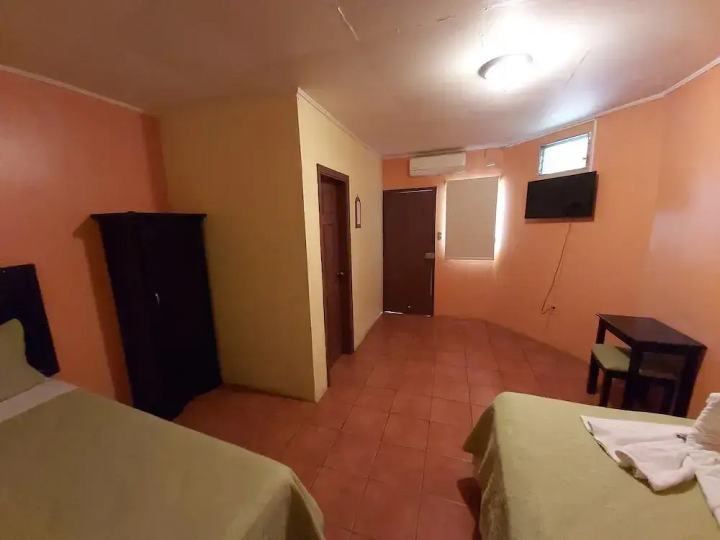 Mados Hotel Aterrizaje