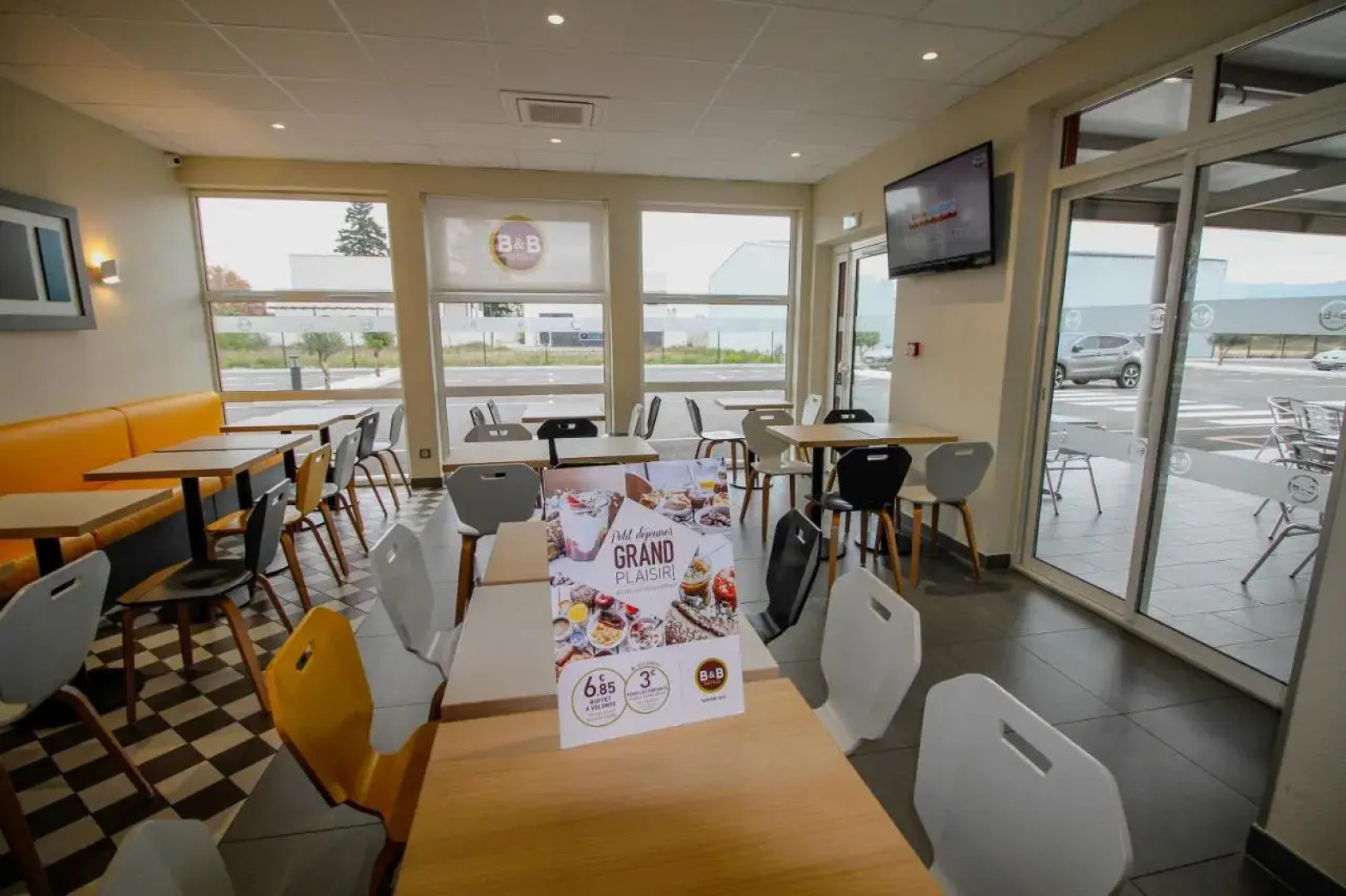 B&B HOTEL VALENCE TGV-Romans