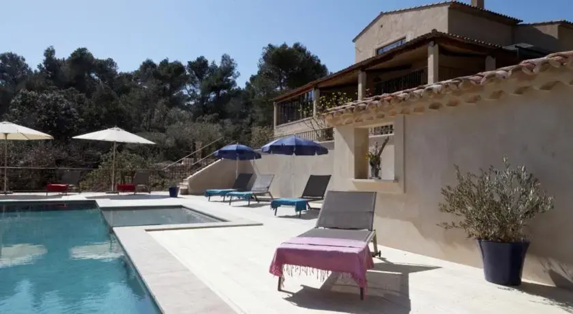 Le Domaine Des Gardis