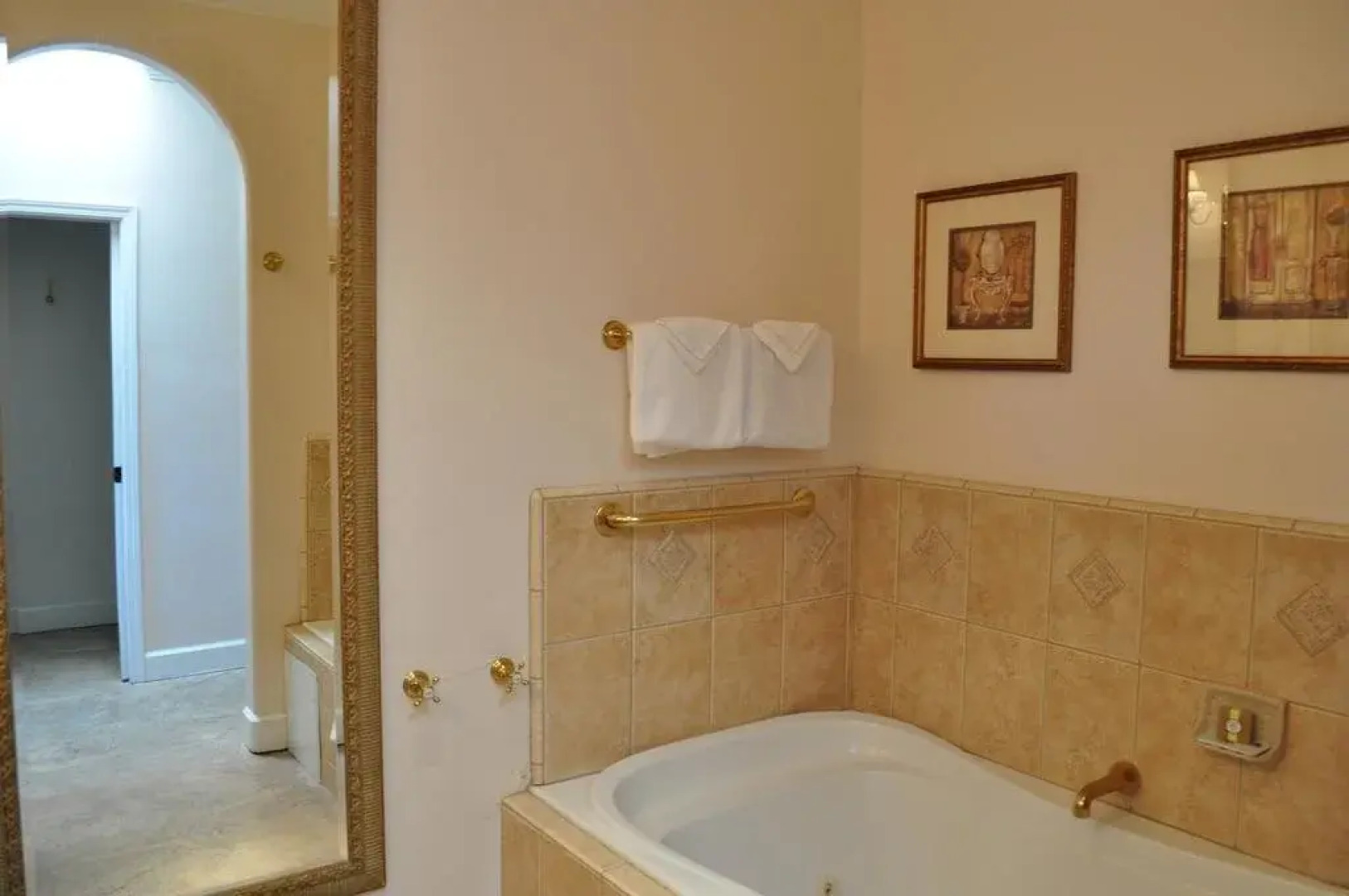 Cayucos Sunset Inn B&B