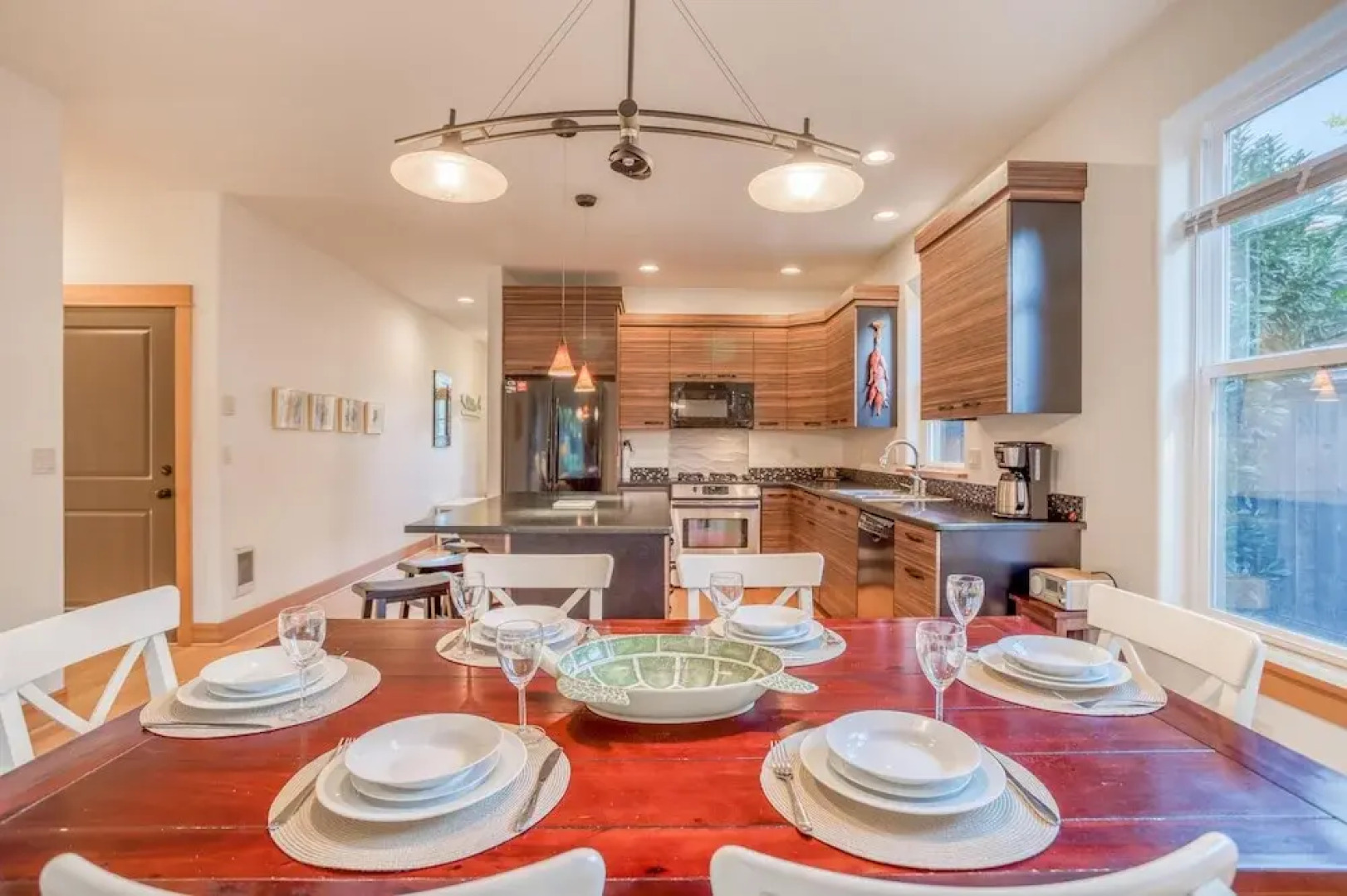 Short Walks (MCA 983)