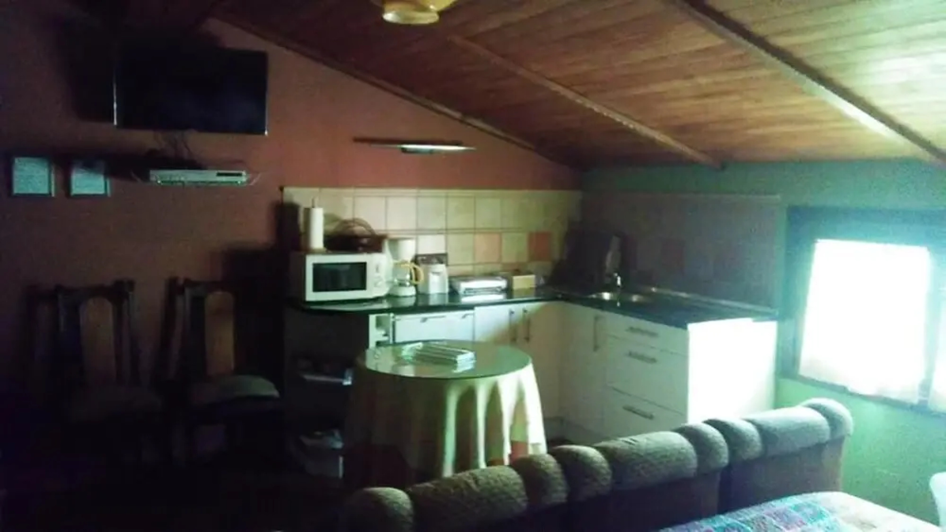 Studio with enclosed garden and wifi at Valencia de Alcantara