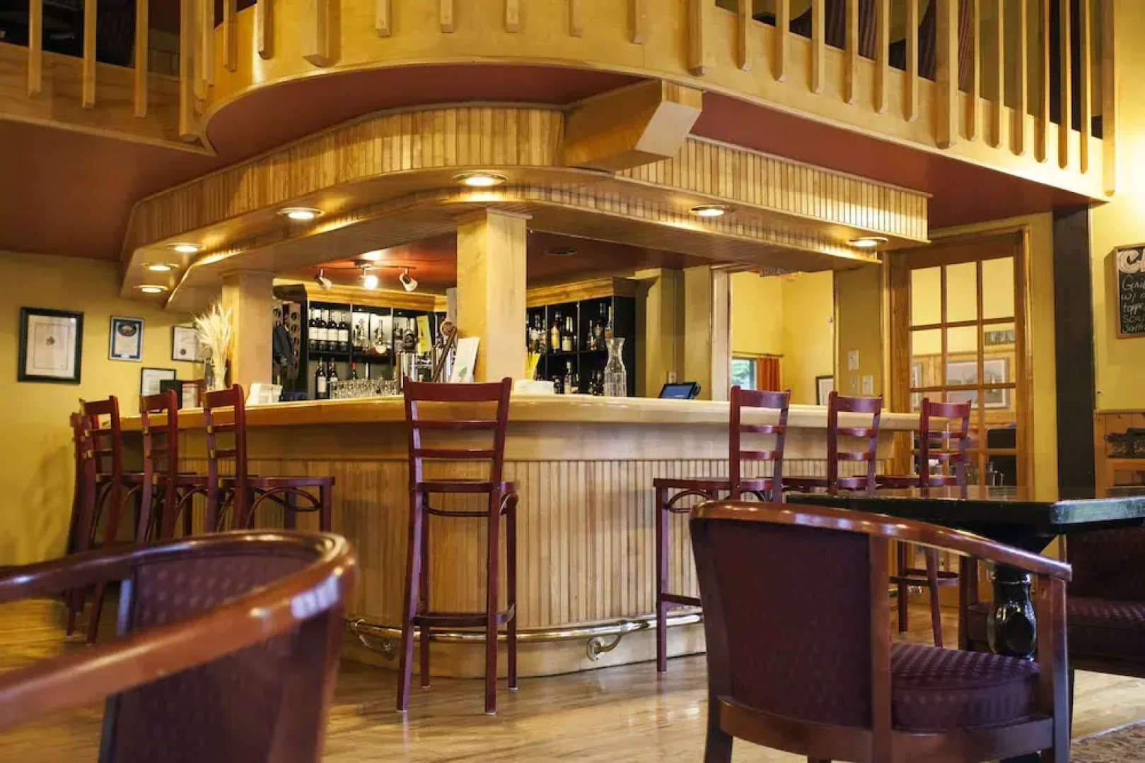 Glenora Inn & Distillery