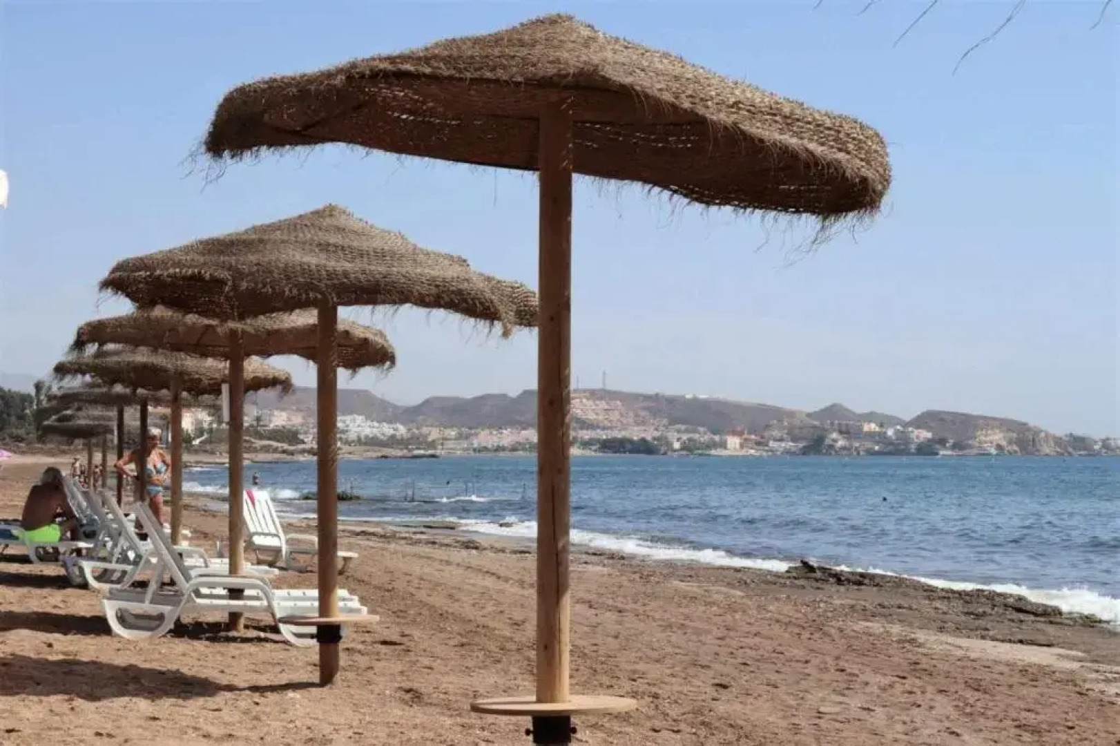 Azur apto lujo en 1a línea azotea piscina comun