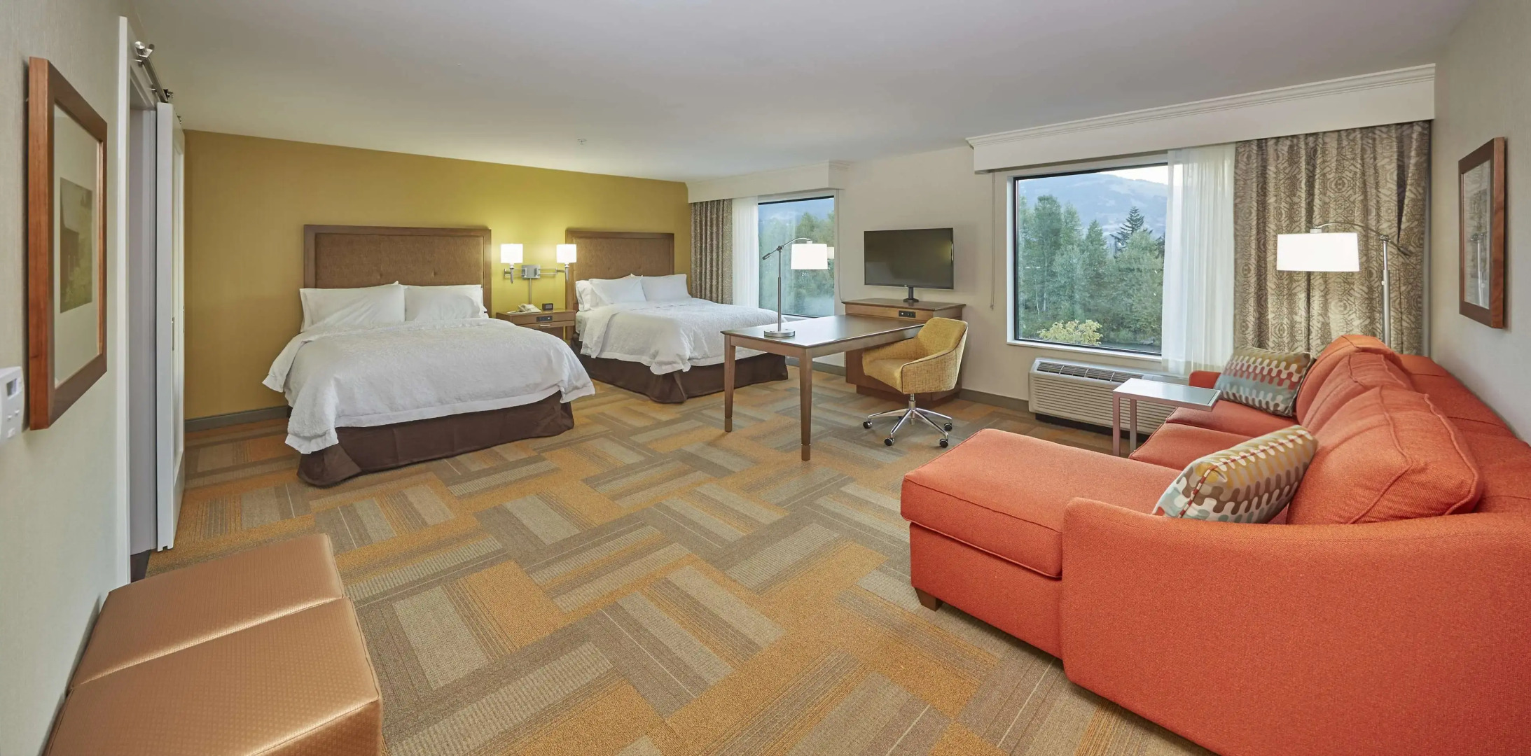 Hampton Inn & Suites Hood River