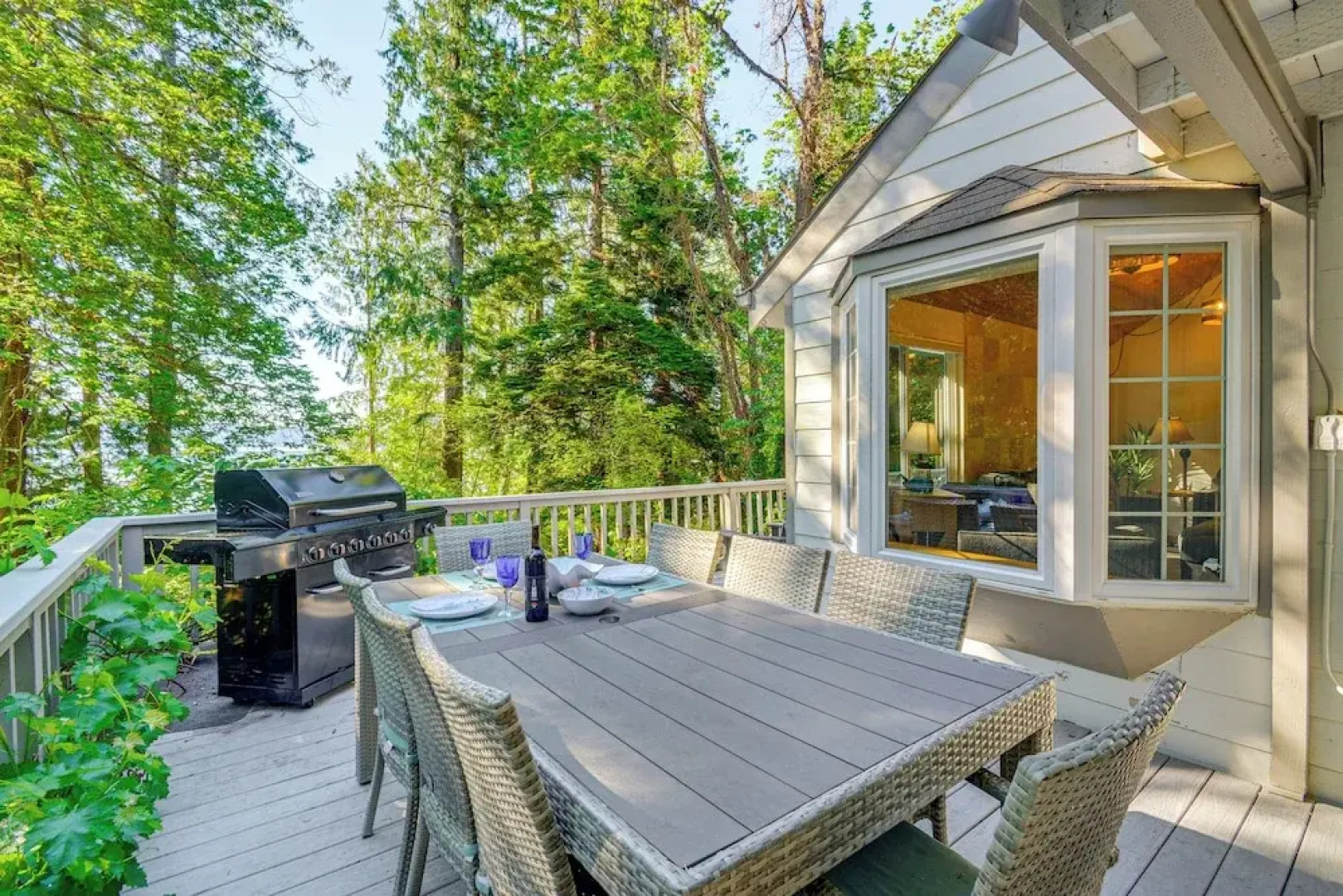 Shelton Gem w/ Kayaks: Private Beach Oyster Hunt