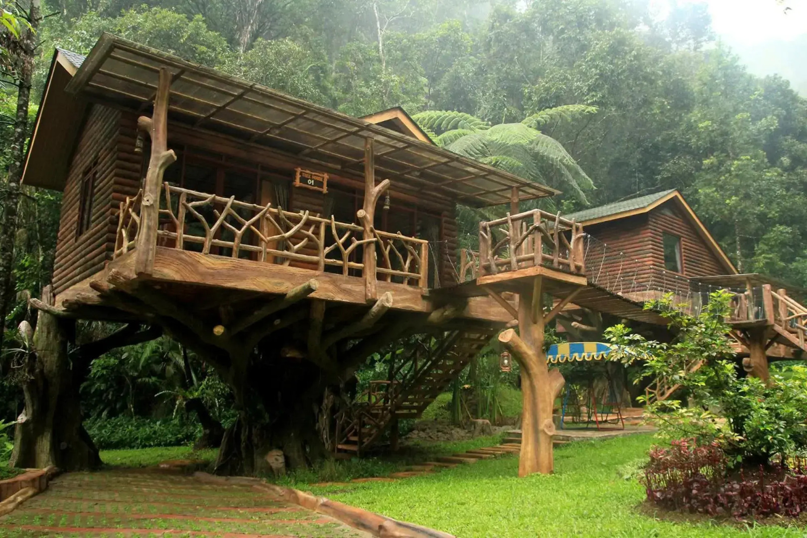 Taman Safari Lodge